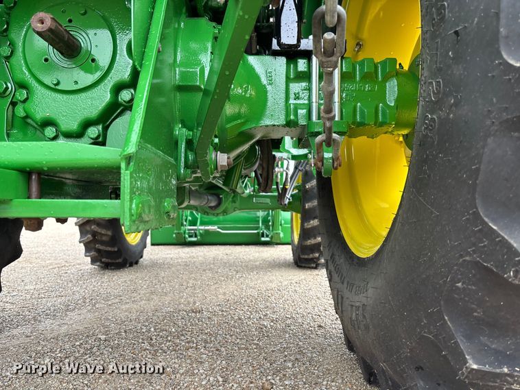 image for item ET4541 2015 John Deere 5045E MFWD tractor