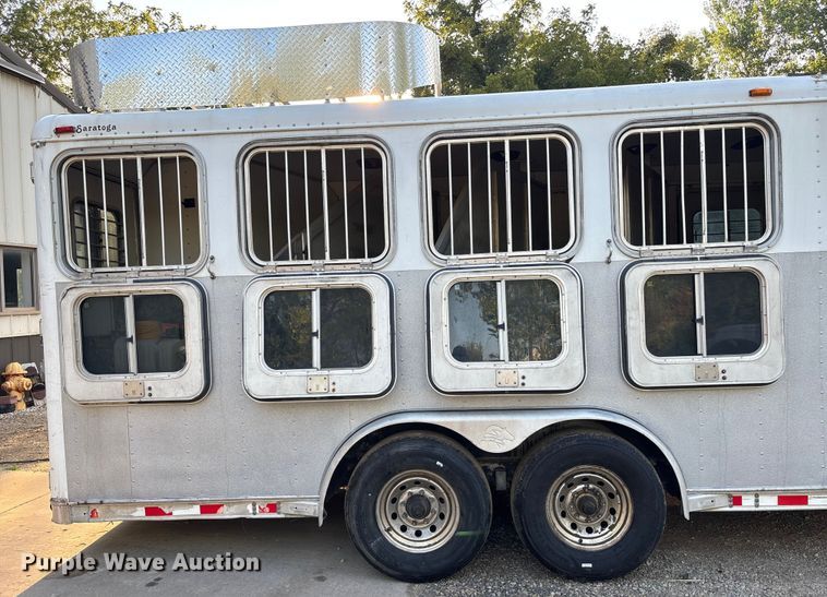 image for item ET4553 2000 Sooner Trailer horse trailer