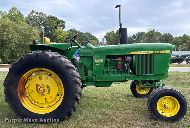 image for item ET8544 1969 John Deere 4020 Diesel tractor