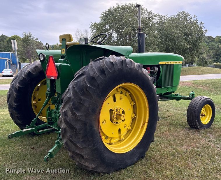 image for item ET8544 1969 John Deere 4020 Diesel tractor