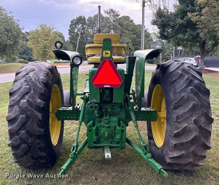 image for item ET8544 1969 John Deere 4020 Diesel tractor