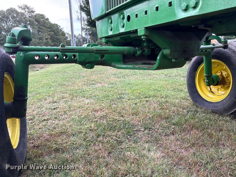 image for item ET8544 1969 John Deere 4020 Diesel tractor