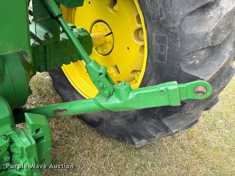 image for item ET8544 1969 John Deere 4020 Diesel tractor