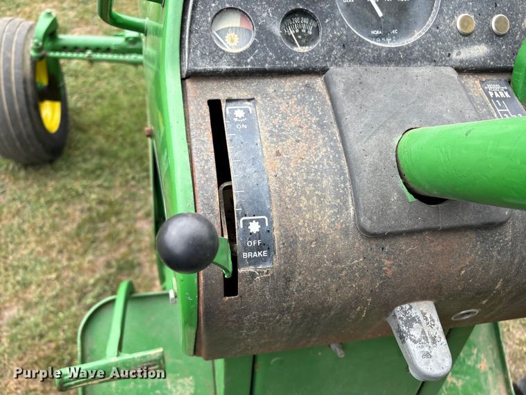 image for item ET8544 1969 John Deere 4020 Diesel tractor