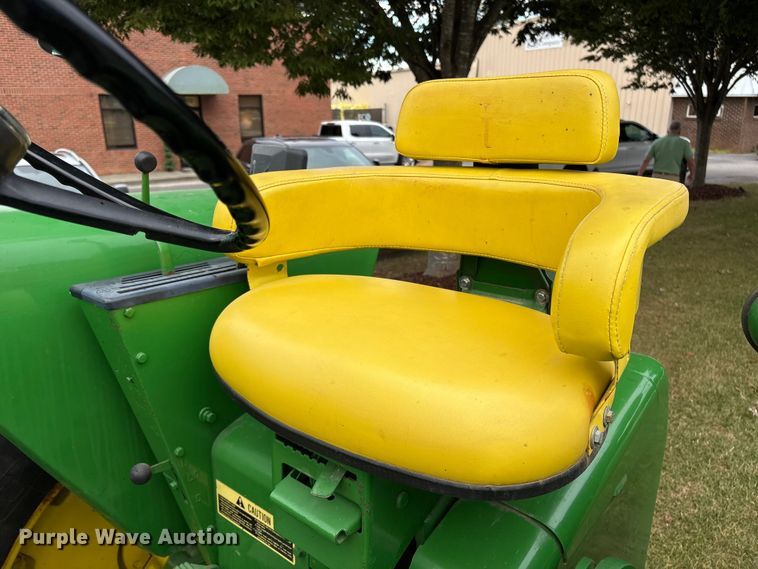 image for item ET8544 1969 John Deere 4020 Diesel tractor