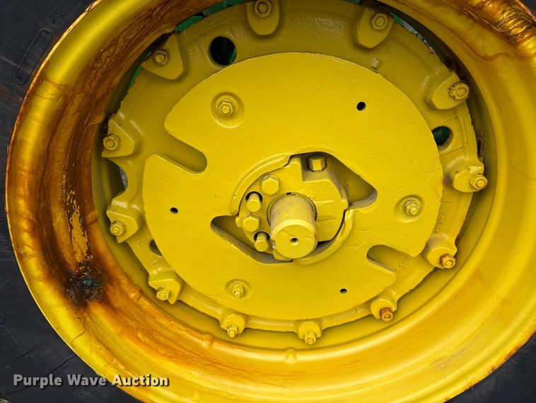 image for item ET8544 1969 John Deere 4020 Diesel tractor