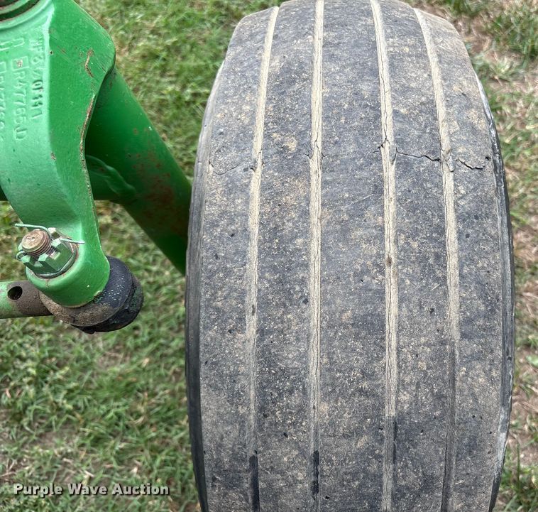 image for item ET8544 1969 John Deere 4020 Diesel tractor