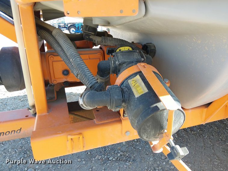 image for item EU2541 2019 Jacto Airbus 1500 sprayer trailer