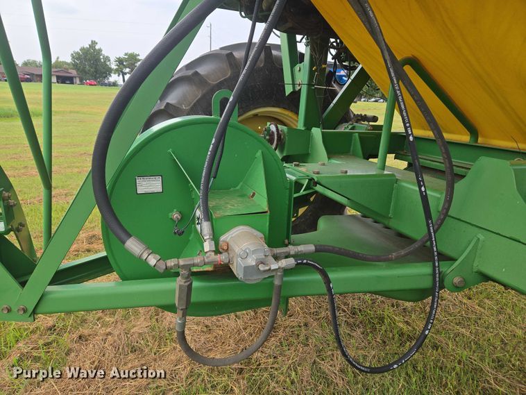 image for item EU3669 2005 John Deere 1890 air seeder