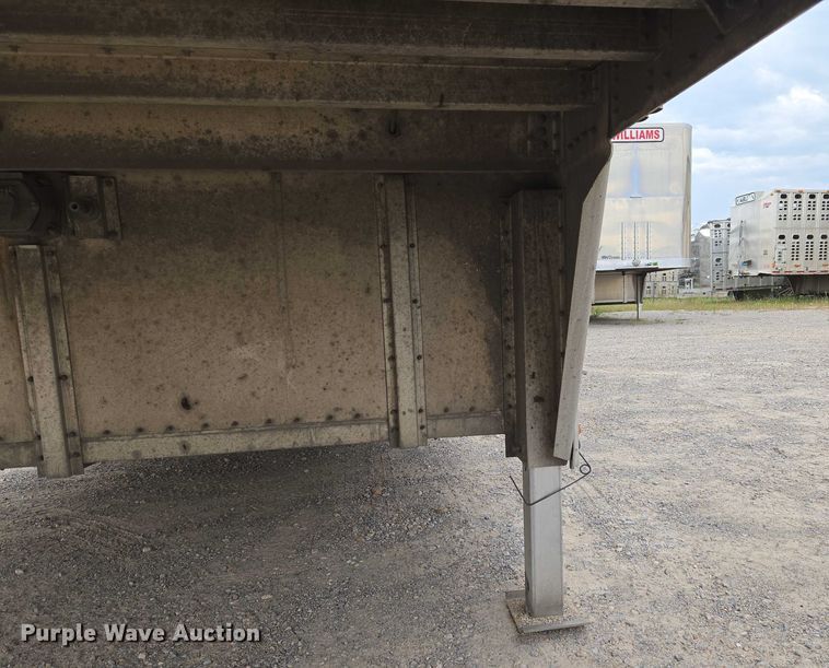 image for item EU3697 2021 Wilson PSDCL-402 livestock trailer