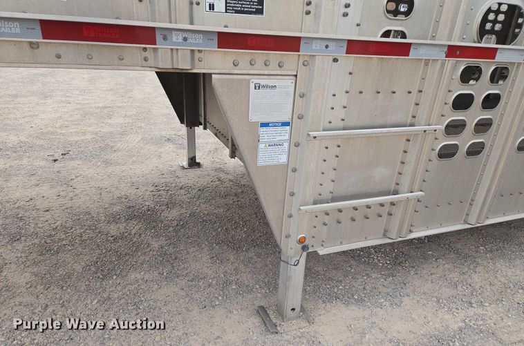image for item EU3697 2021 Wilson PSDCL-402 livestock trailer