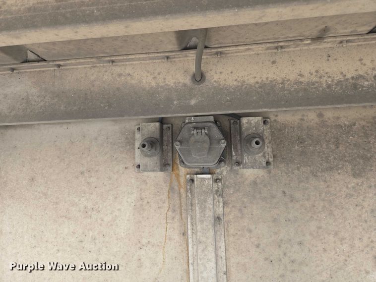 image for item EU3697 2021 Wilson PSDCL-402 livestock trailer