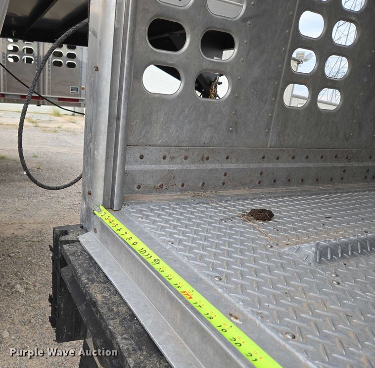 image for item EU3697 2021 Wilson PSDCL-402 livestock trailer