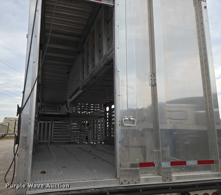 image for item EU3697 2021 Wilson PSDCL-402 livestock trailer