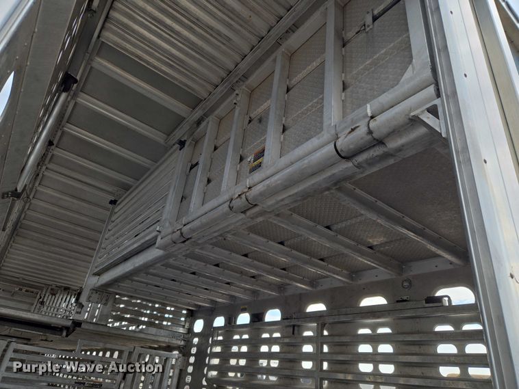 image for item EU3697 2021 Wilson PSDCL-402 livestock trailer