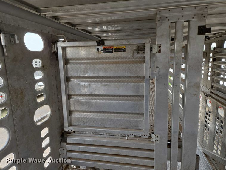 image for item EU3697 2021 Wilson PSDCL-402 livestock trailer