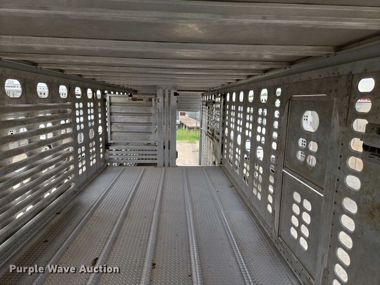 image for item EU3697 2021 Wilson PSDCL-402 livestock trailer