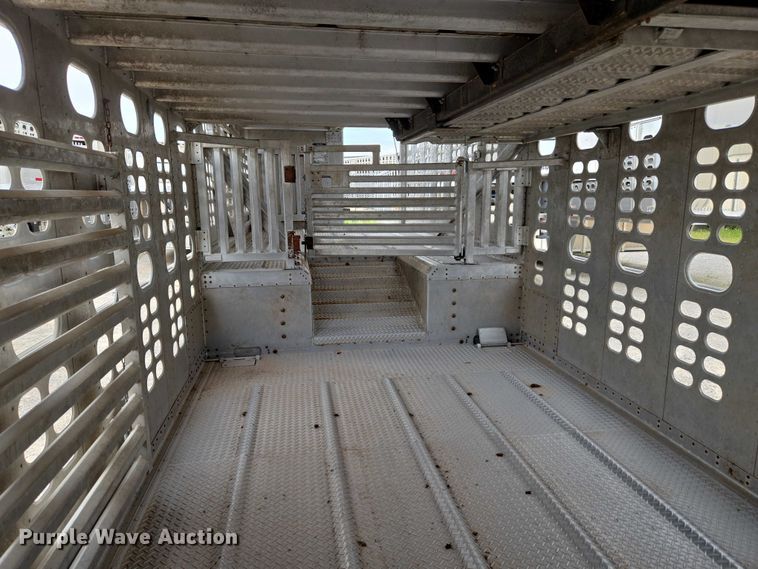 image for item EU3697 2021 Wilson PSDCL-402 livestock trailer