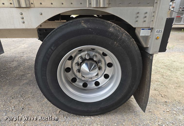 image for item EU3697 2021 Wilson PSDCL-402 livestock trailer