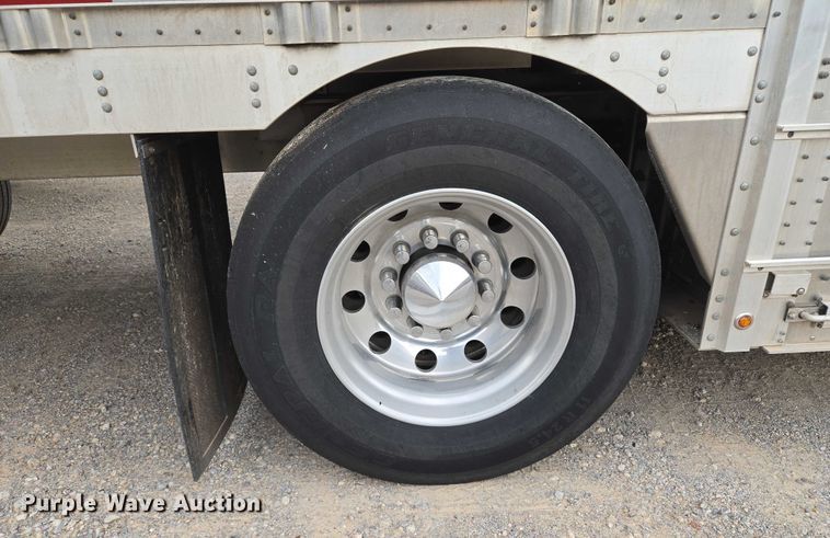 image for item EU3697 2021 Wilson PSDCL-402 livestock trailer