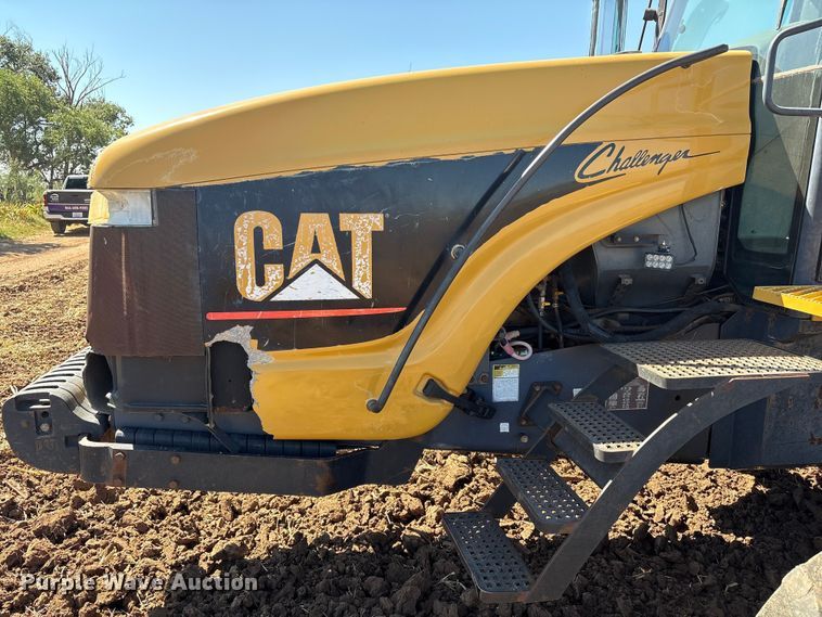 image for item EU4620 1995 Caterpillar Challenger 35 tractor