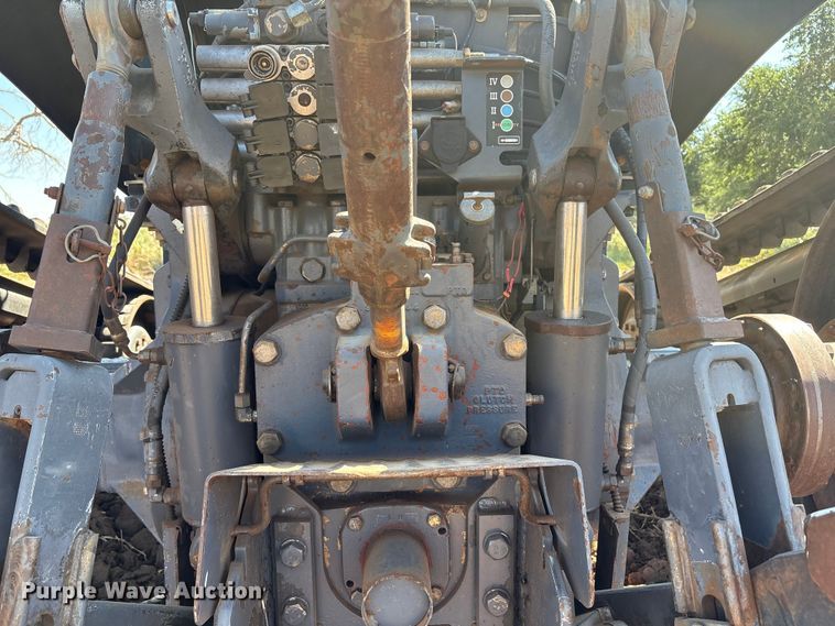 image for item EU4620 1995 Caterpillar Challenger 35 tractor