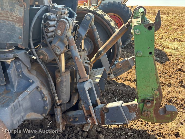 image for item EU4620 1995 Caterpillar Challenger 35 tractor