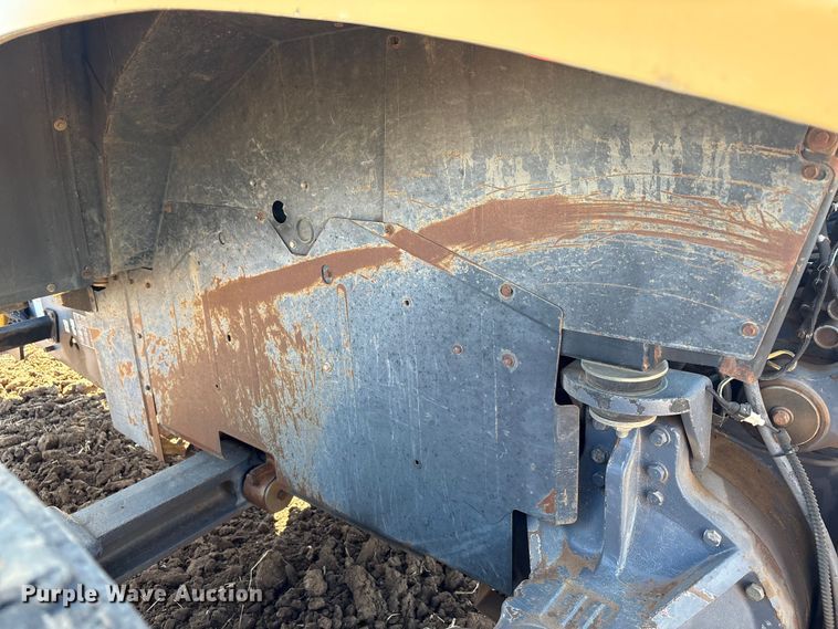 image for item EU4620 1995 Caterpillar Challenger 35 tractor