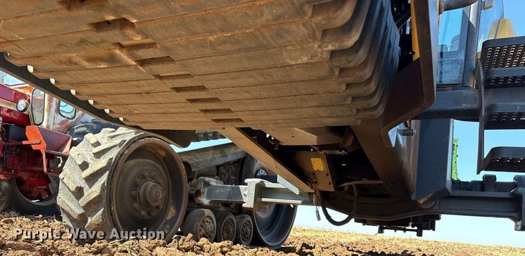 image for item EU4620 1995 Caterpillar Challenger 35 tractor