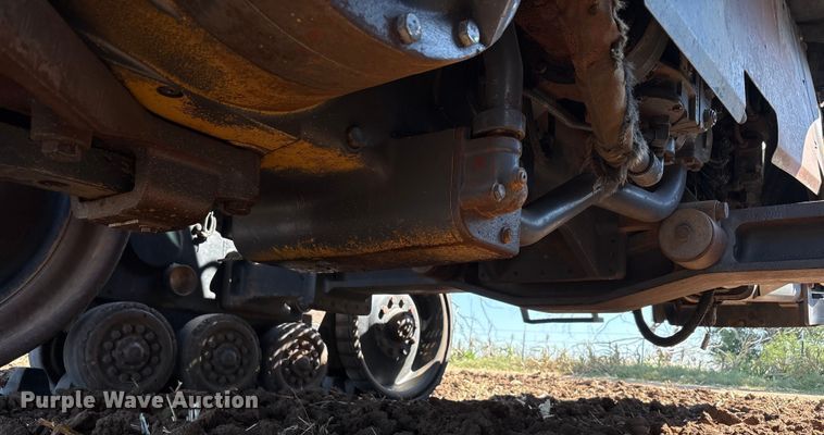 image for item EU4620 1995 Caterpillar Challenger 35 tractor