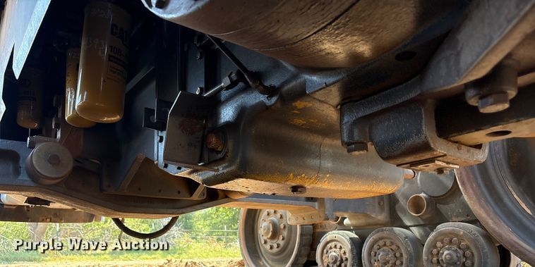 image for item EU4620 1995 Caterpillar Challenger 35 tractor