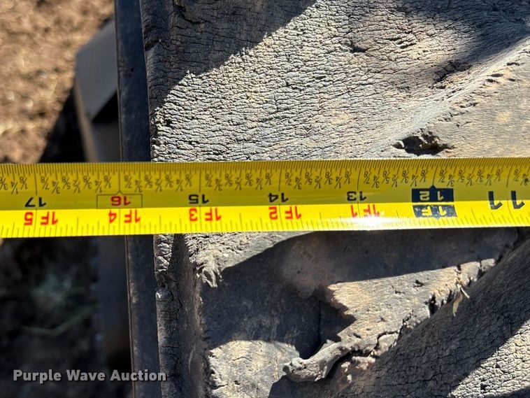 image for item EU4620 1995 Caterpillar Challenger 35 tractor