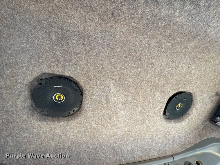 image for item EU4620 1995 Caterpillar Challenger 35 tractor