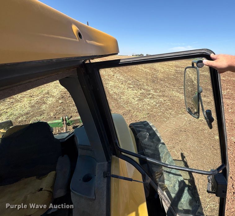 image for item EU4620 1995 Caterpillar Challenger 35 tractor