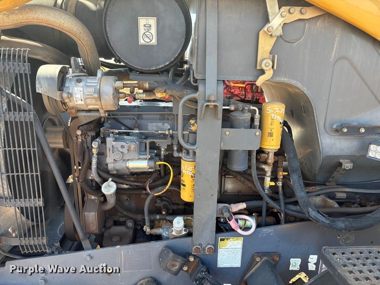 image for item EU4620 1995 Caterpillar Challenger 35 tractor