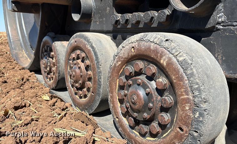 image for item EU4620 1995 Caterpillar Challenger 35 tractor