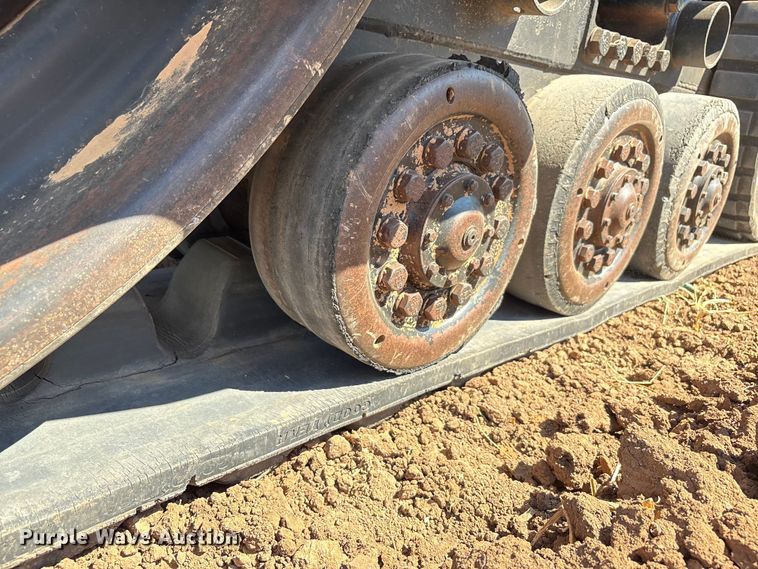 image for item EU4620 1995 Caterpillar Challenger 35 tractor