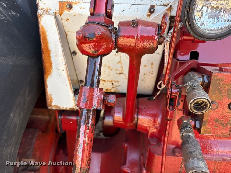 image for item EU4621 1969 International Harvester F856D tractor