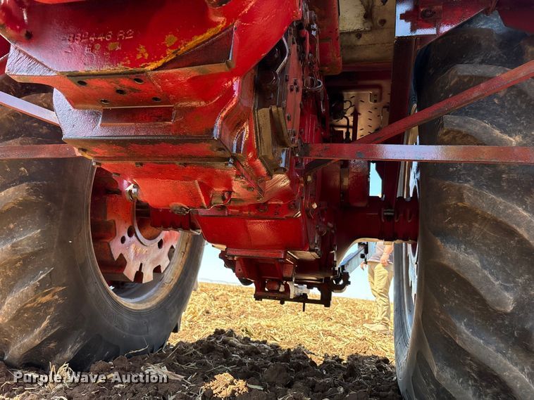 image for item EU4621 1969 International Harvester F856D tractor