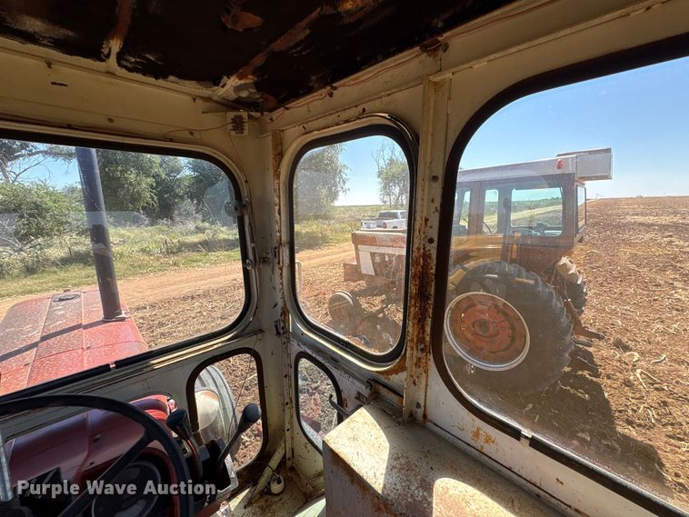 image for item EU4621 1969 International Harvester F856D tractor