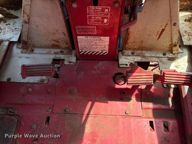 image for item EU4621 1969 International Harvester F856D tractor