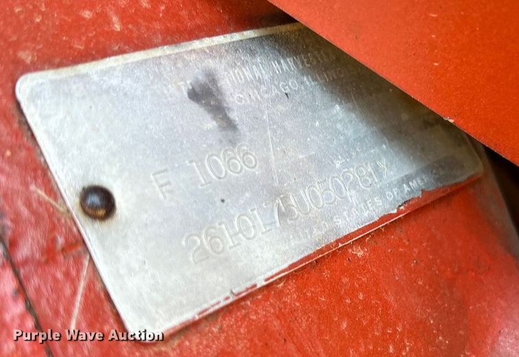 image for item EU4622 1975 International Harvester F1066 tractor