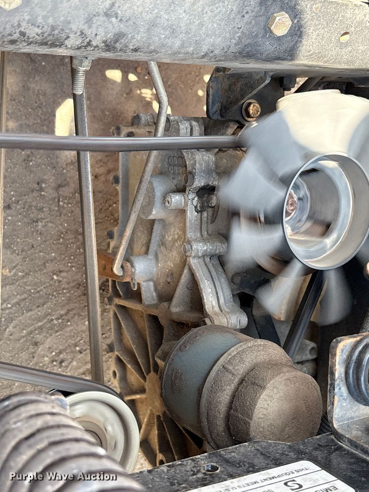 image for item EU7008 Bob-Cat CRZ 48 ZTR lawn mower