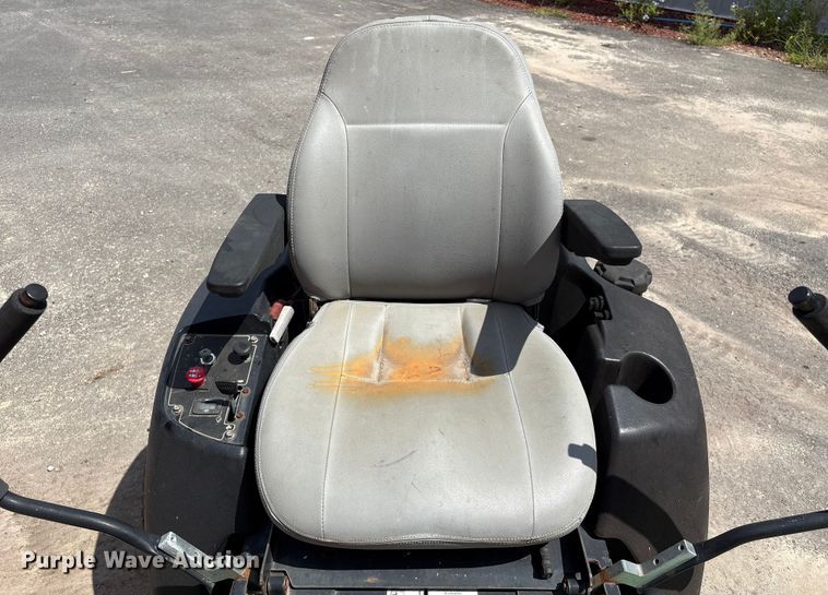 image for item EU7008 Bob-Cat CRZ 48 ZTR lawn mower