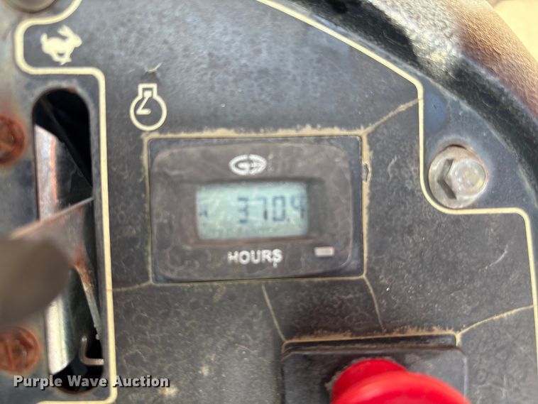 image for item EU7008 Bob-Cat CRZ 48 ZTR lawn mower