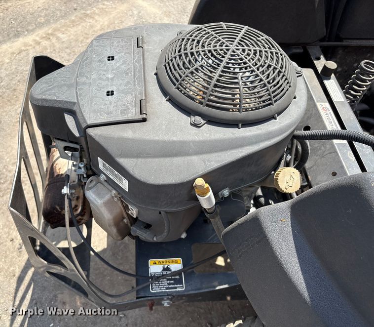 image for item EU7008 Bob-Cat CRZ 48 ZTR lawn mower