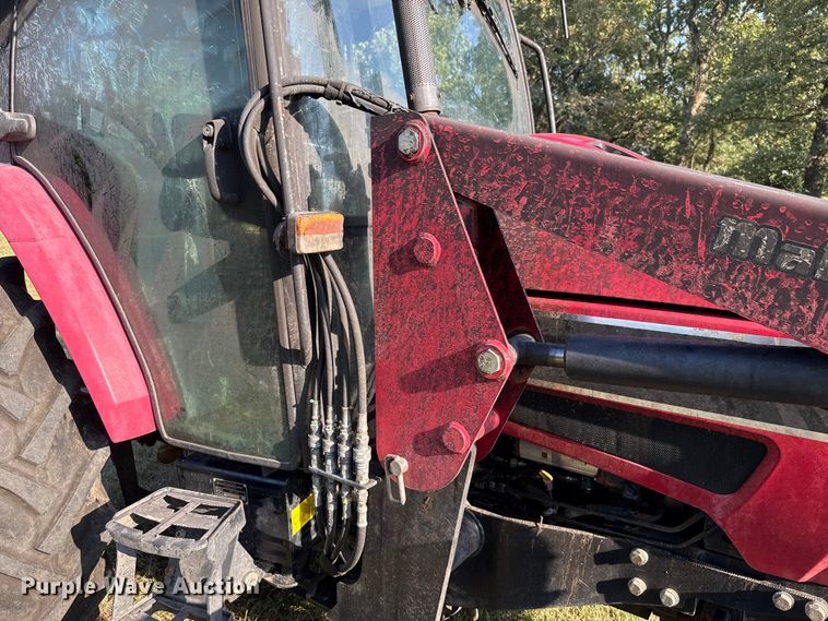 image for item GH9339 2011 Mahindra 8560 MFWD tractor