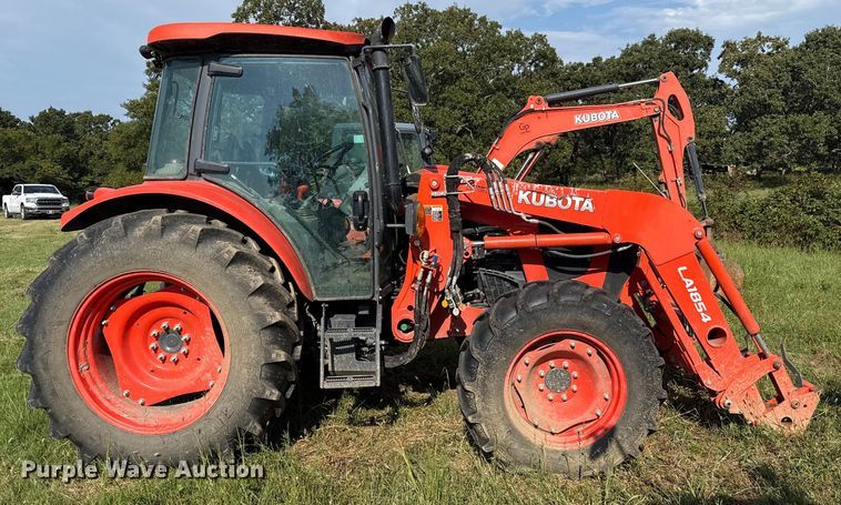 image for item GH9341 2020 Kubota M5-111D MFWD tractor