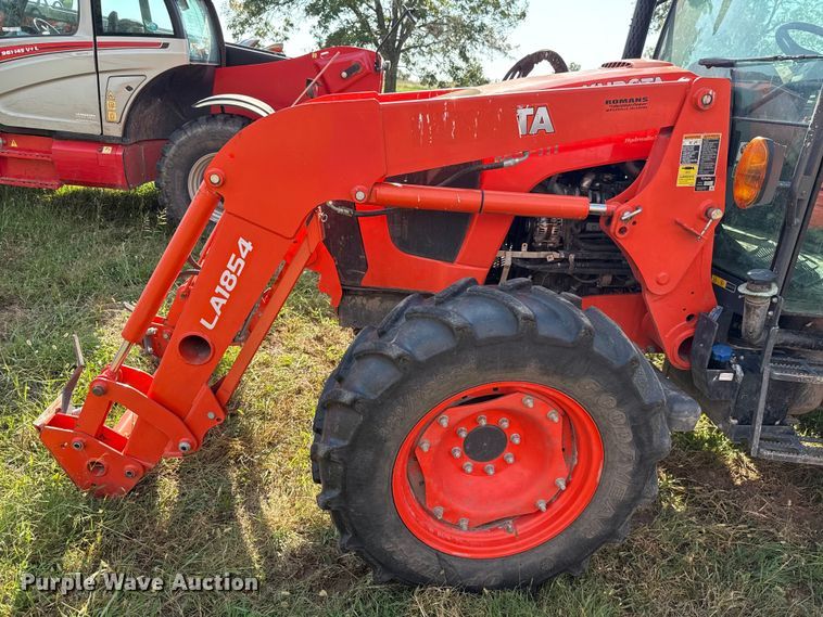image for item GH9341 2020 Kubota M5-111D MFWD tractor