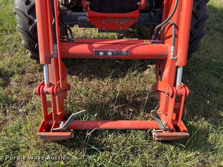 image for item GH9341 2020 Kubota M5-111D MFWD tractor